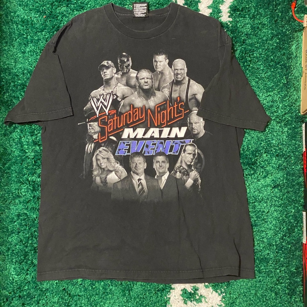 Vintage 2006 WWE Saturday night main event T-shirt